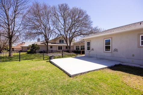 2332 Rock Creek Drive Kerrville TX 78028