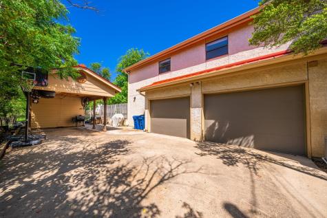 818 Bulwer Avenue Kerrville TX 78028