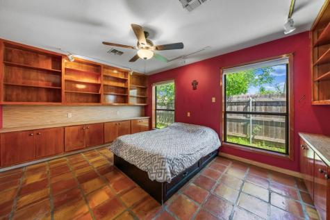 818 Bulwer Avenue Kerrville TX 78028