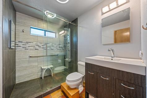 818 Bulwer Avenue Kerrville TX 78028