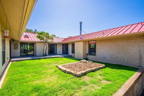 818 Bulwer Avenue Kerrville TX 78028