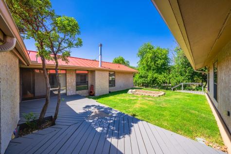 818 Bulwer Avenue Kerrville TX 78028