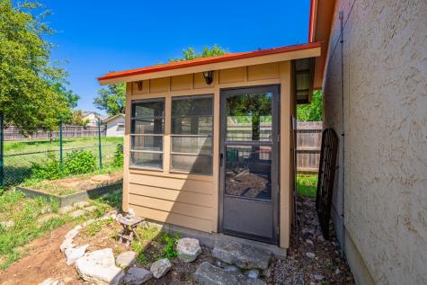 818 Bulwer Avenue Kerrville TX 78028
