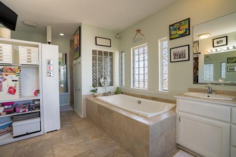 305 Teague Road Kerrville TX 78028