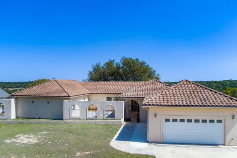 305 Teague Road Kerrville TX 78028