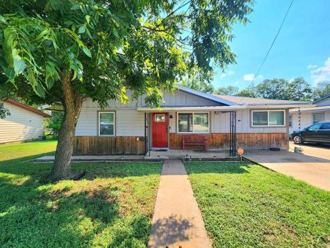 201 Pearl Street Kerrville TX 78028
