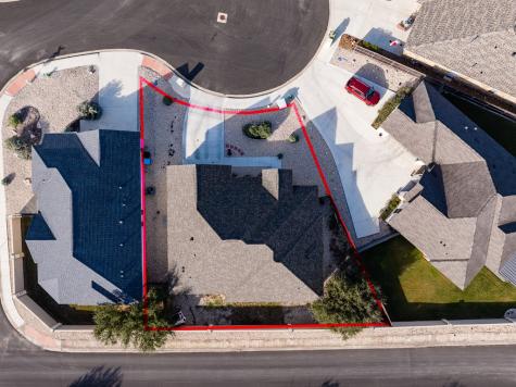 1069 Roanoke Lane Kerrville TX 78028