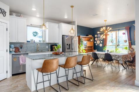 1069 Roanoke Lane Kerrville TX 78028