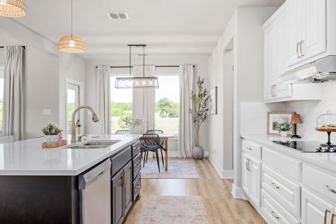 135 Lone Oak Kerrville TX 78028