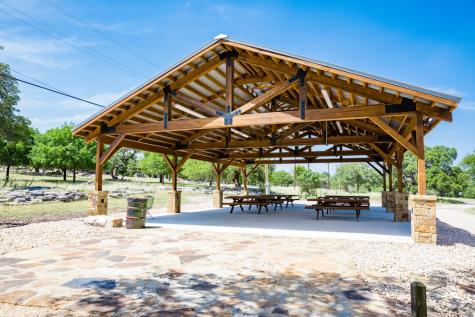 135 Lone Oak Kerrville TX 78028