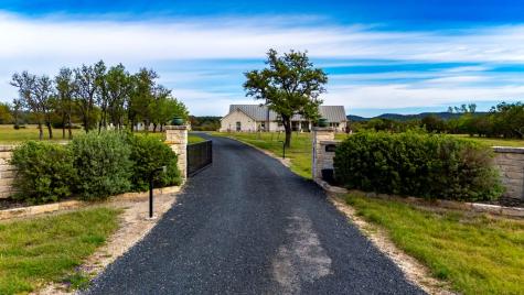 360 Bluff Creek Road Center Point TX 78010