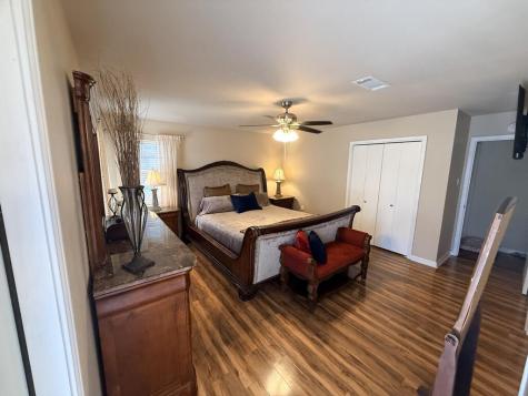 304 Earl Drive Kerrville TX 78028