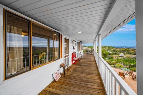 208 Valley View Drive Kerrville TX 78028