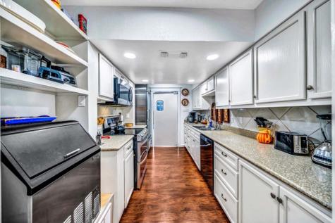 208 Valley View Drive Kerrville TX 78028