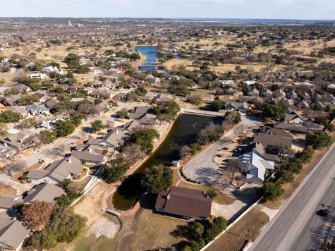 144 St Andrews Loop Kerrville TX 78028