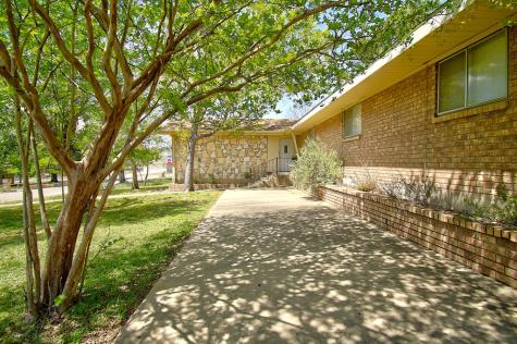 1900 Michelle Drive Kerrville TX 78028