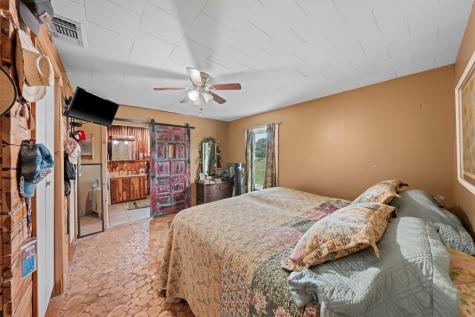 943 Stoneleigh Road Center Point TX 78010