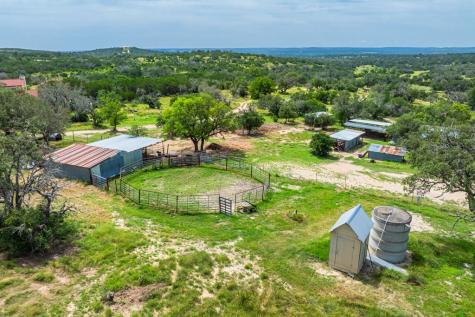 943 Stoneleigh Road Center Point TX 78010