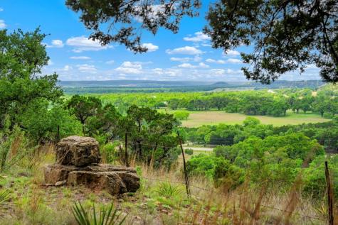7625 Highway 16 Fredericksburg TX 78624