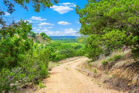 7625 Highway 16 Fredericksburg TX 78624