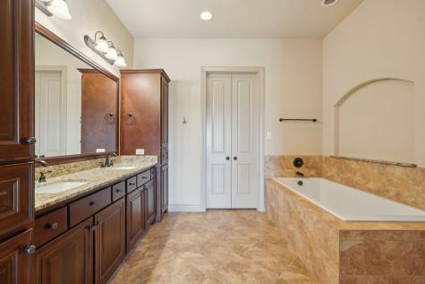 229 Yorktown Boulevard Kerrville TX 78028