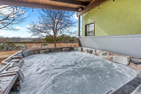 175 Limestone Ridge N Kerrville TX 78028