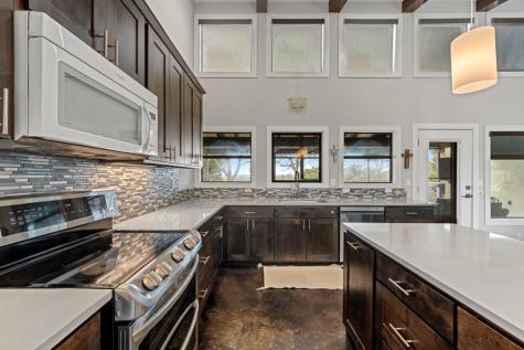 175 Limestone Ridge N Kerrville TX 78028