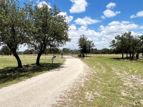 5078 Friedrich Road Fredericksburg TX 78624