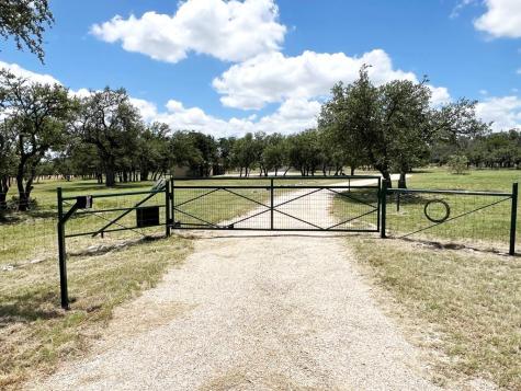 5078 Friedrich Road Fredericksburg TX 78624
