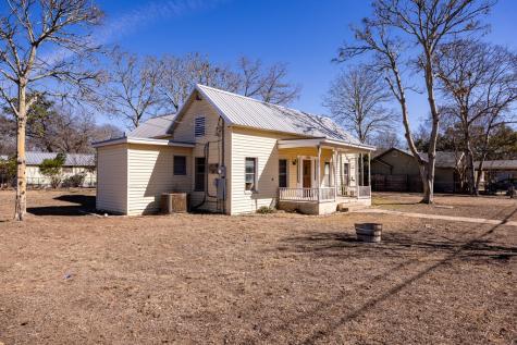 1200-A North Street Kerrville TX 78028