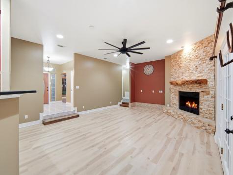 1701 Mountain Laurel Kerrville TX 78028