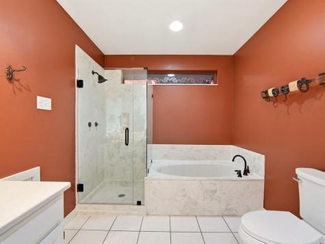 1701 Mountain Laurel Kerrville TX 78028