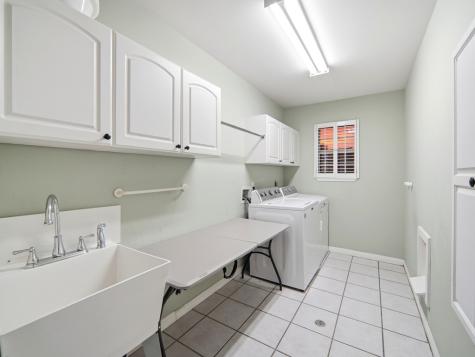 1701 Mountain Laurel Kerrville TX 78028