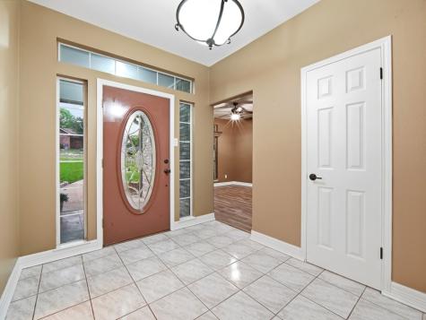 1701 Mountain Laurel Kerrville TX 78028