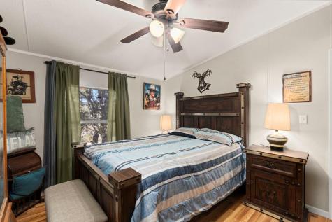 166 Elm Shores Drive Lakehills TX 78063