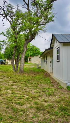 110 Fourth Street Ingram TX 78025
