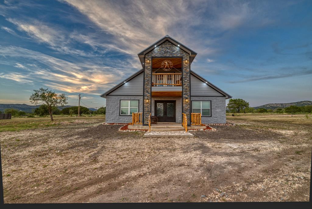 136 Cardinal Drive Camp Wood TX 78833