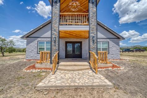 136 Cardinal Drive Camp Wood TX 78833