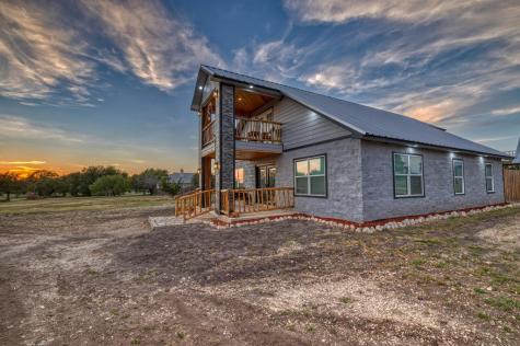 136 Cardinal Drive Camp Wood TX 78833