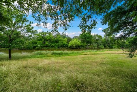 1019 Creek Run Kerrville TX 78028