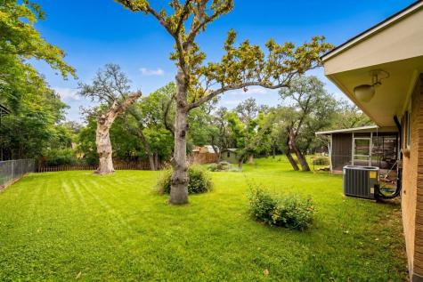 1123 Nancy Beth Drive Kerrville TX 78028