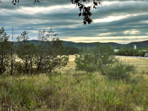 52 Timbers Lane Leakey TX 78873