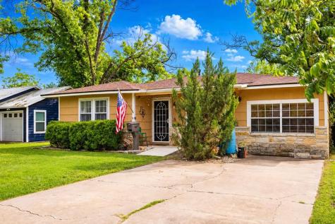 511 Harper Street Kerrville TX 78028