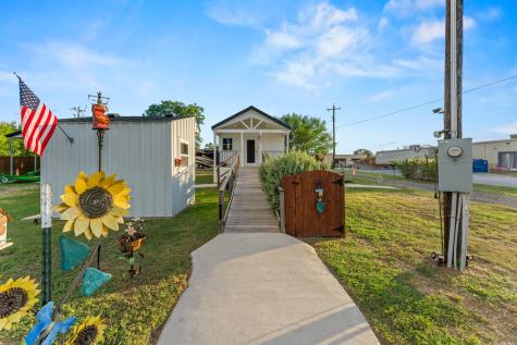 286 Highway 173 Bandera TX 78003