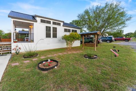 286 Highway 173 Bandera TX 78003