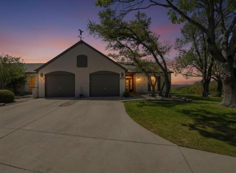 1044 Edinburgh Kerrville TX 78028
