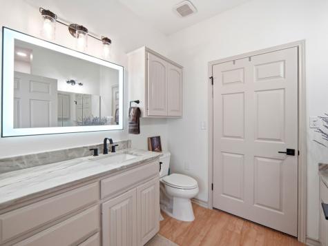 1044 Edinburgh Kerrville TX 78028
