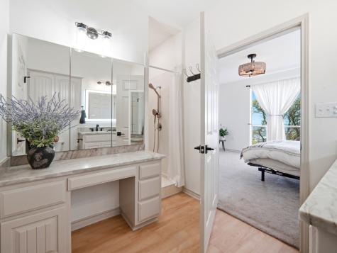 1044 Edinburgh Kerrville TX 78028