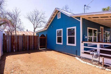 509 Robinson Avenue Kerrville TX 78028