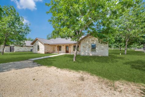 170 Johnny Seibert Lane Leakey TX 78873